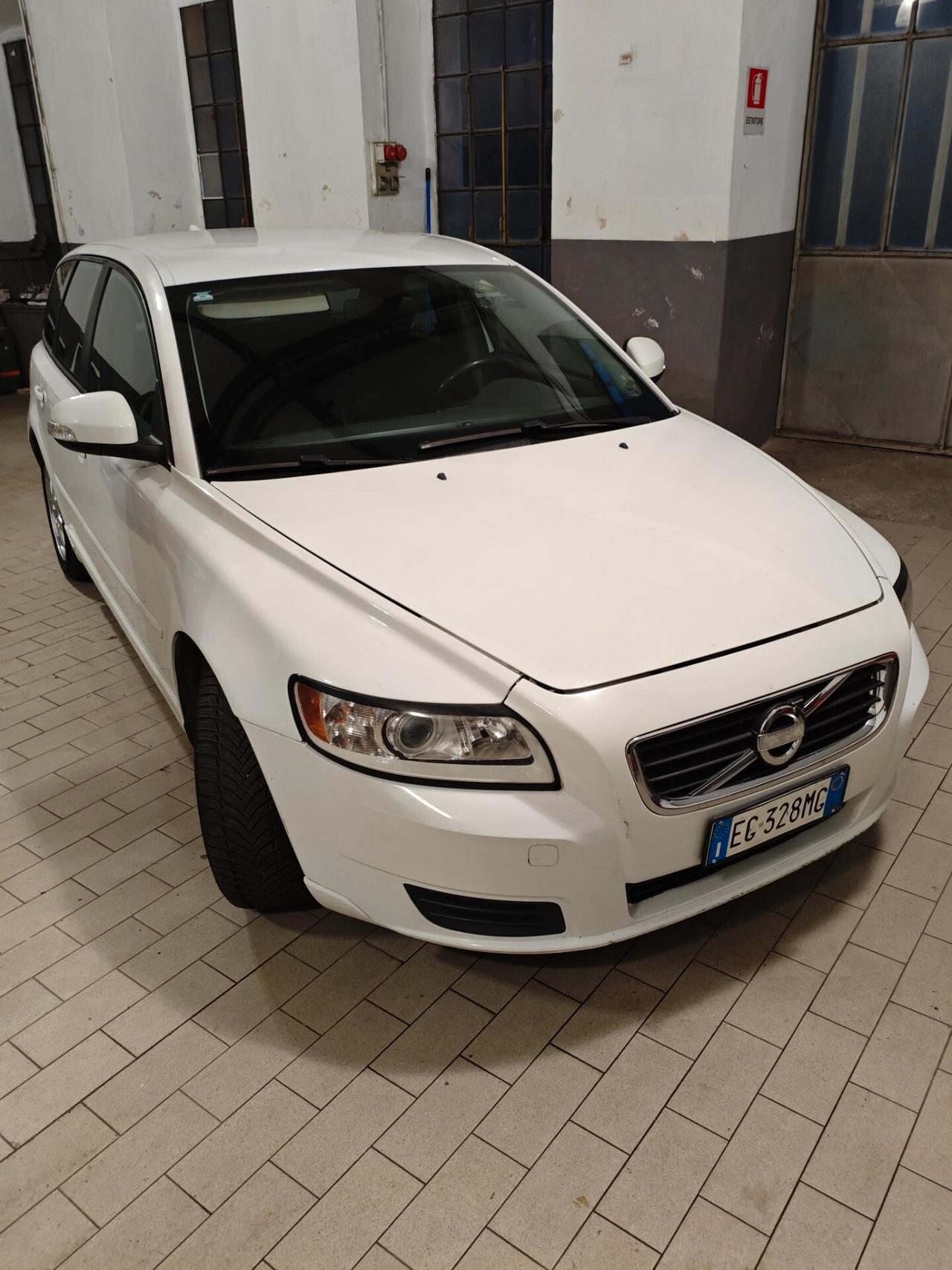 Volvo V50 D2 POLAR