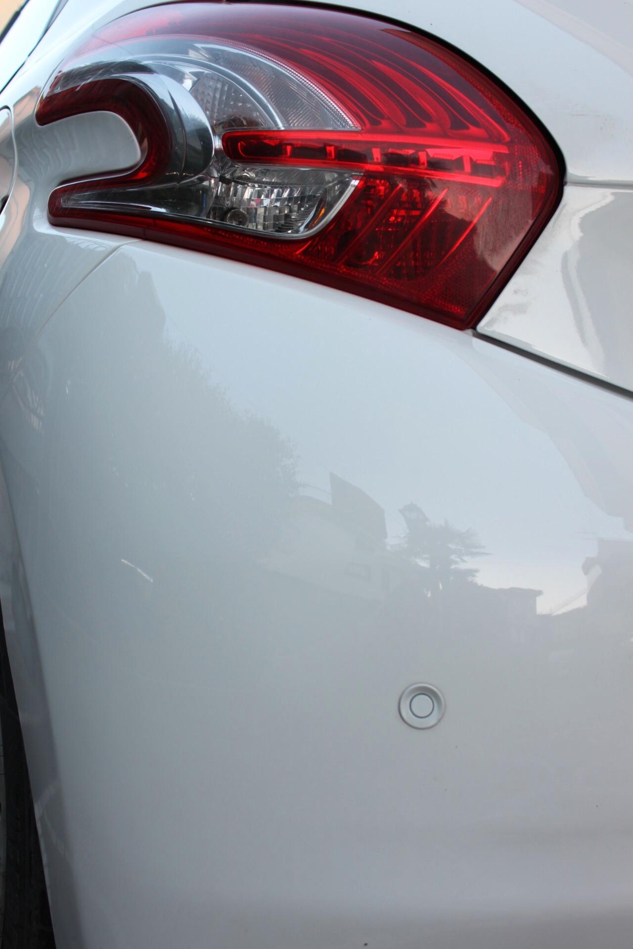 Peugeot 208 1.4 VTi 95 CV 5p. GPL Active