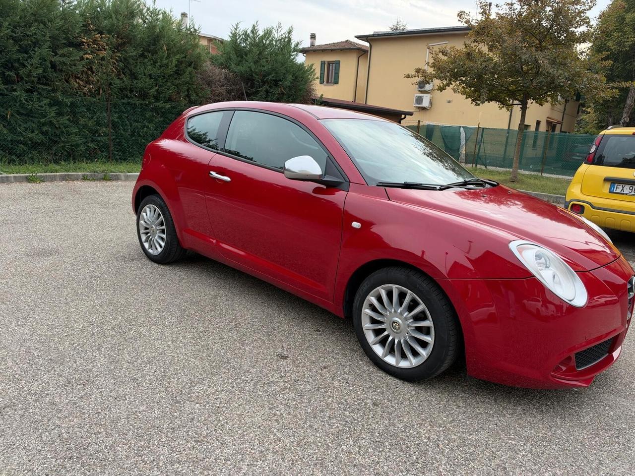 Alfa Romeo MiTo 0.9 - NEOPATENTATI - 12 MESI DI GARANZIA -