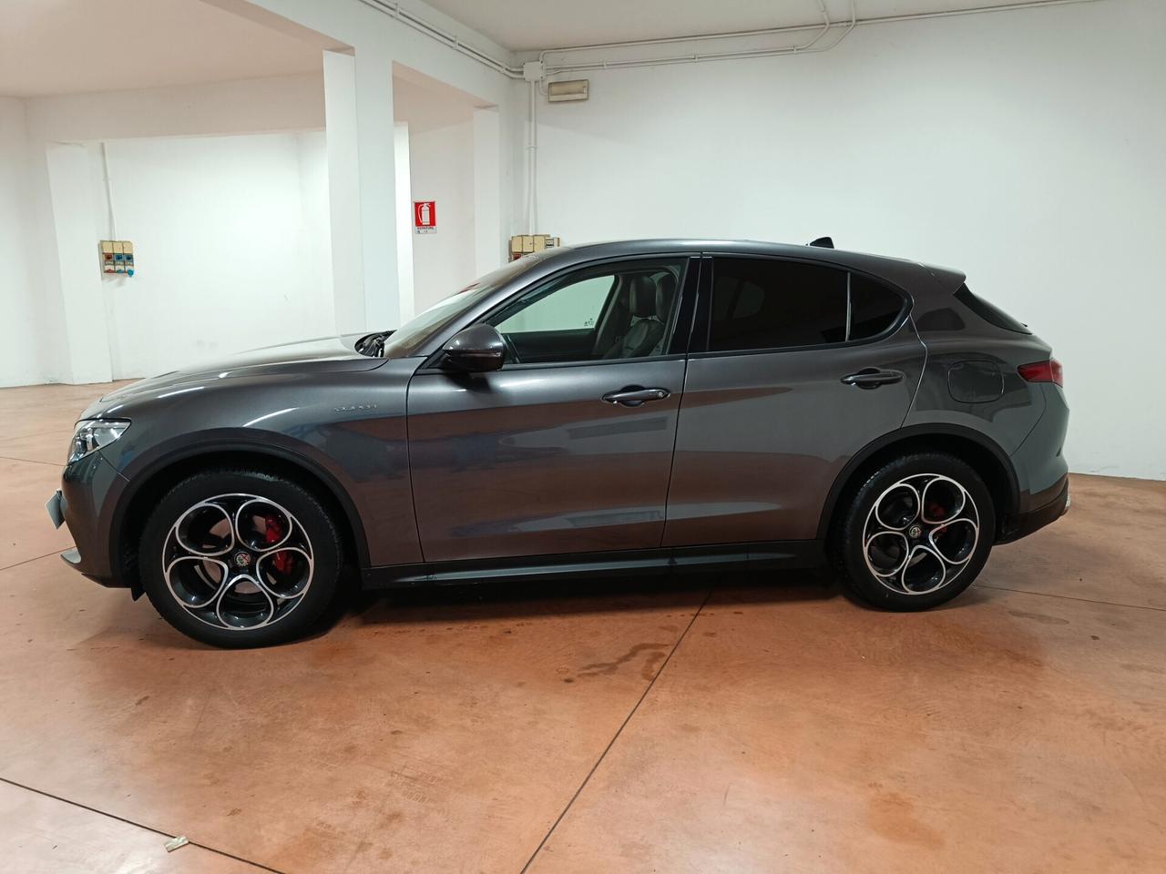 Alfa Romeo Stelvio 2.2 Turbodiesel 190 CV AT8 Q4 Super. TETTO PANORAMICO