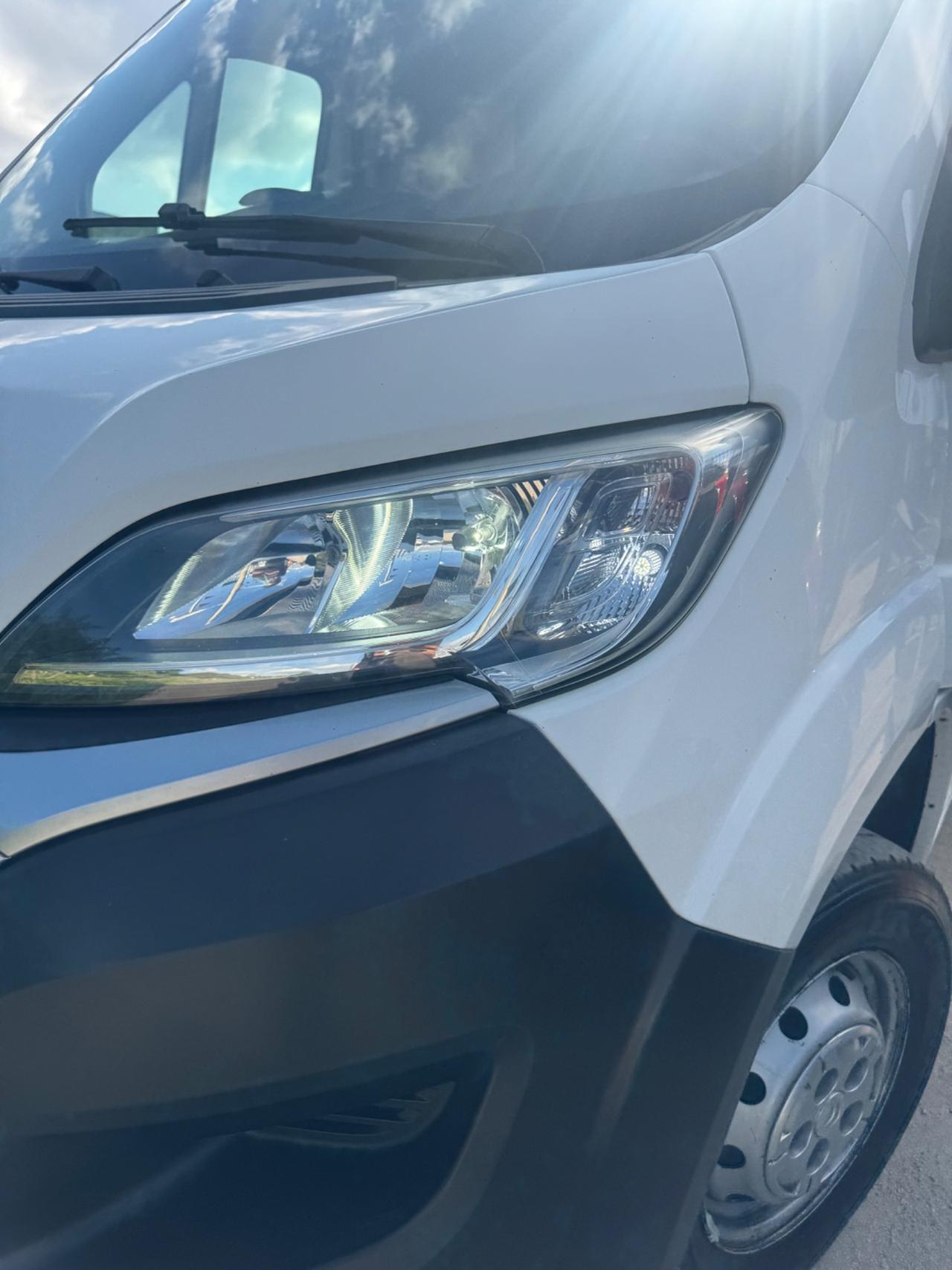 Citroen Jumper 2.0BlueHDi 130 Passo medio con porta laterale