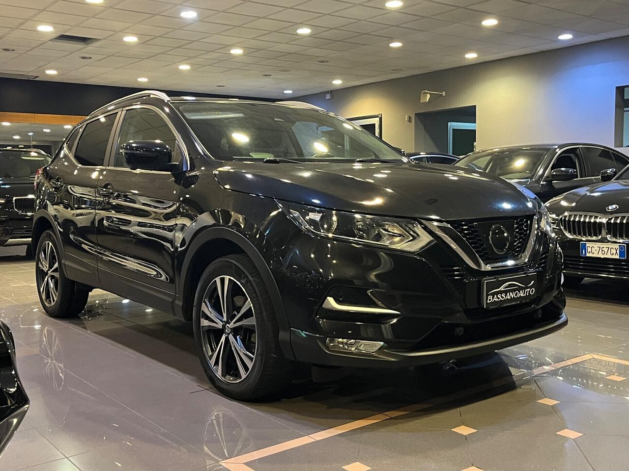 Nissan Qashqai 1.5 dci Tekna 110cv TETTO VIDECAMERA 360 !!