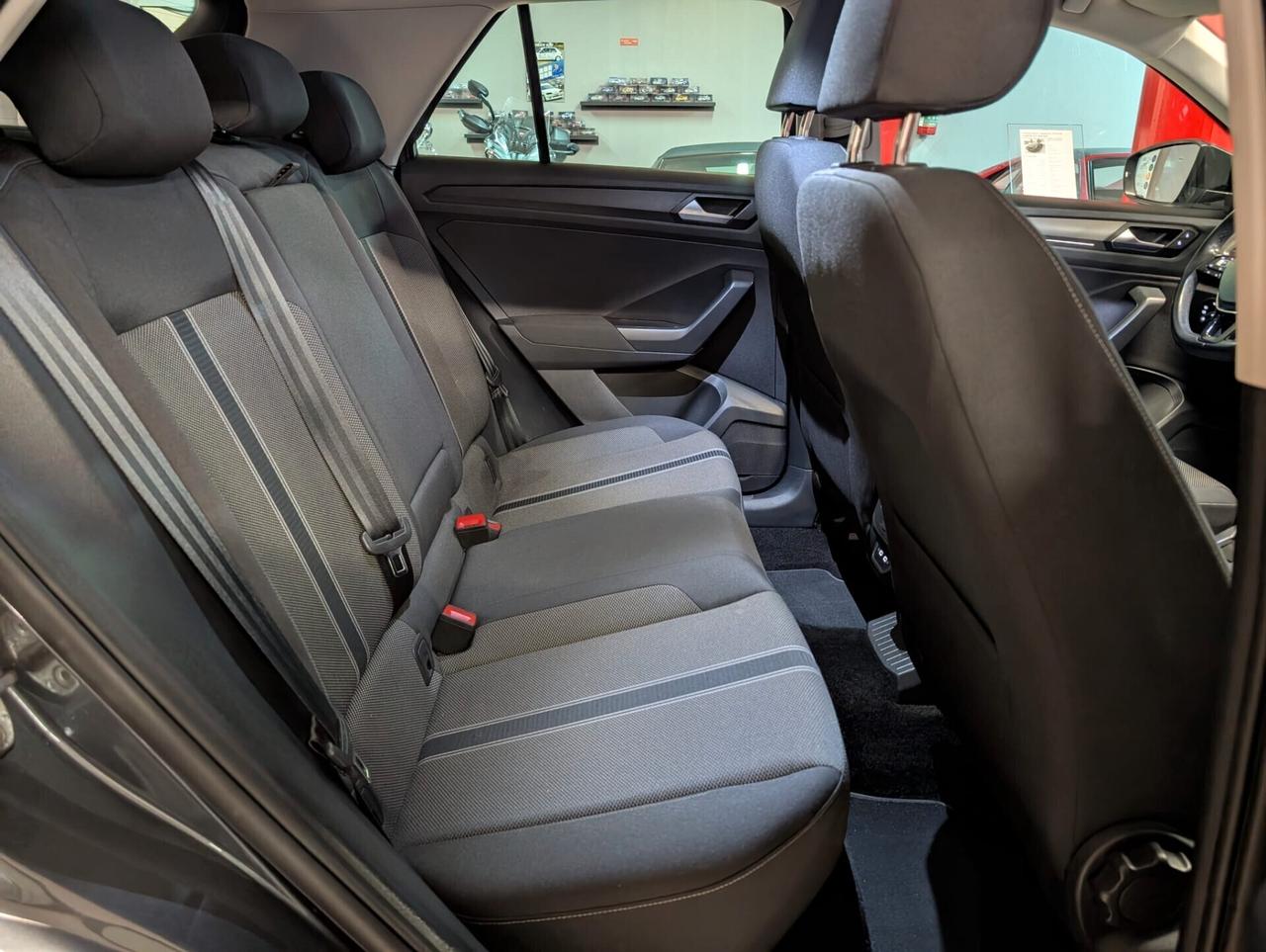 Volkswagen T-Roc 2.0 TDI SCR Advanced IVA ESPOSTA