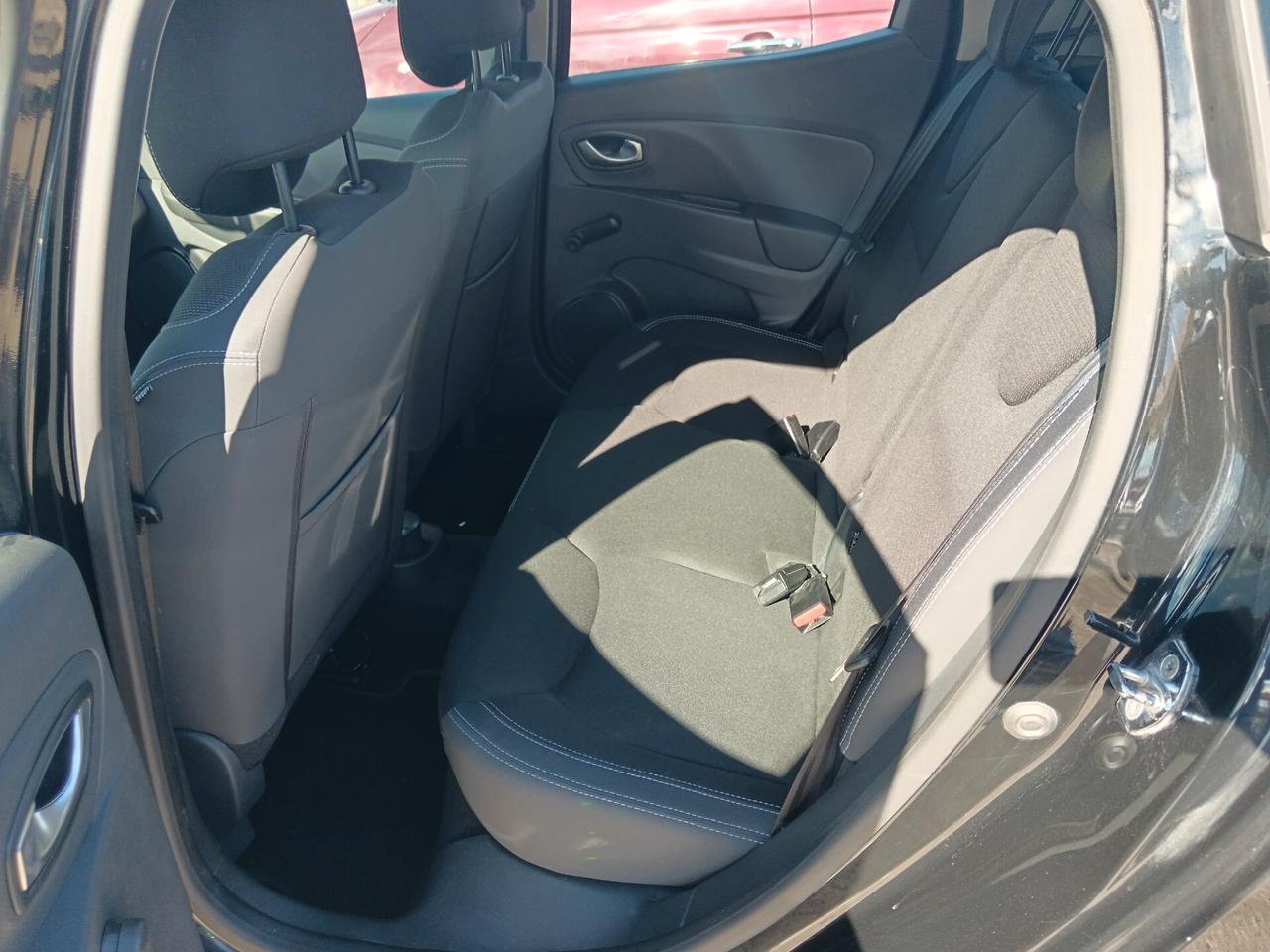 Renault Clio dCi 8V 90CV EDC Start&Stop 5 porte Energy Intens