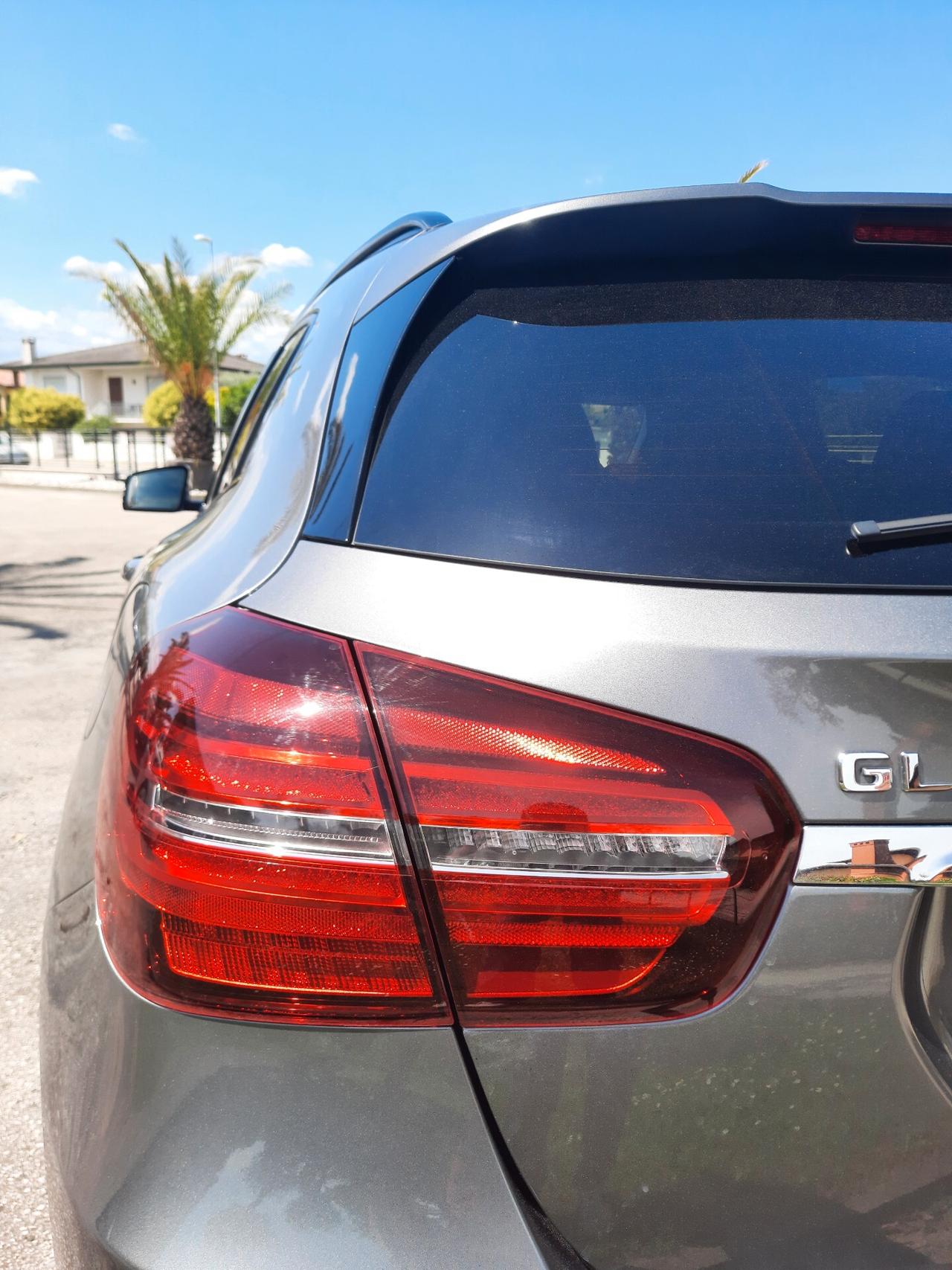 Mercedes-benz GLA 200 allestimento AMG