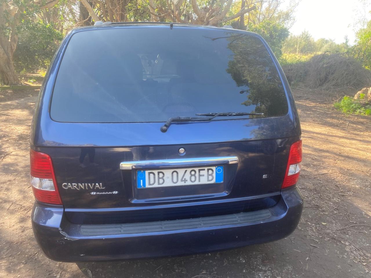Kia Carnival 2.9 16V CRDi cat Family