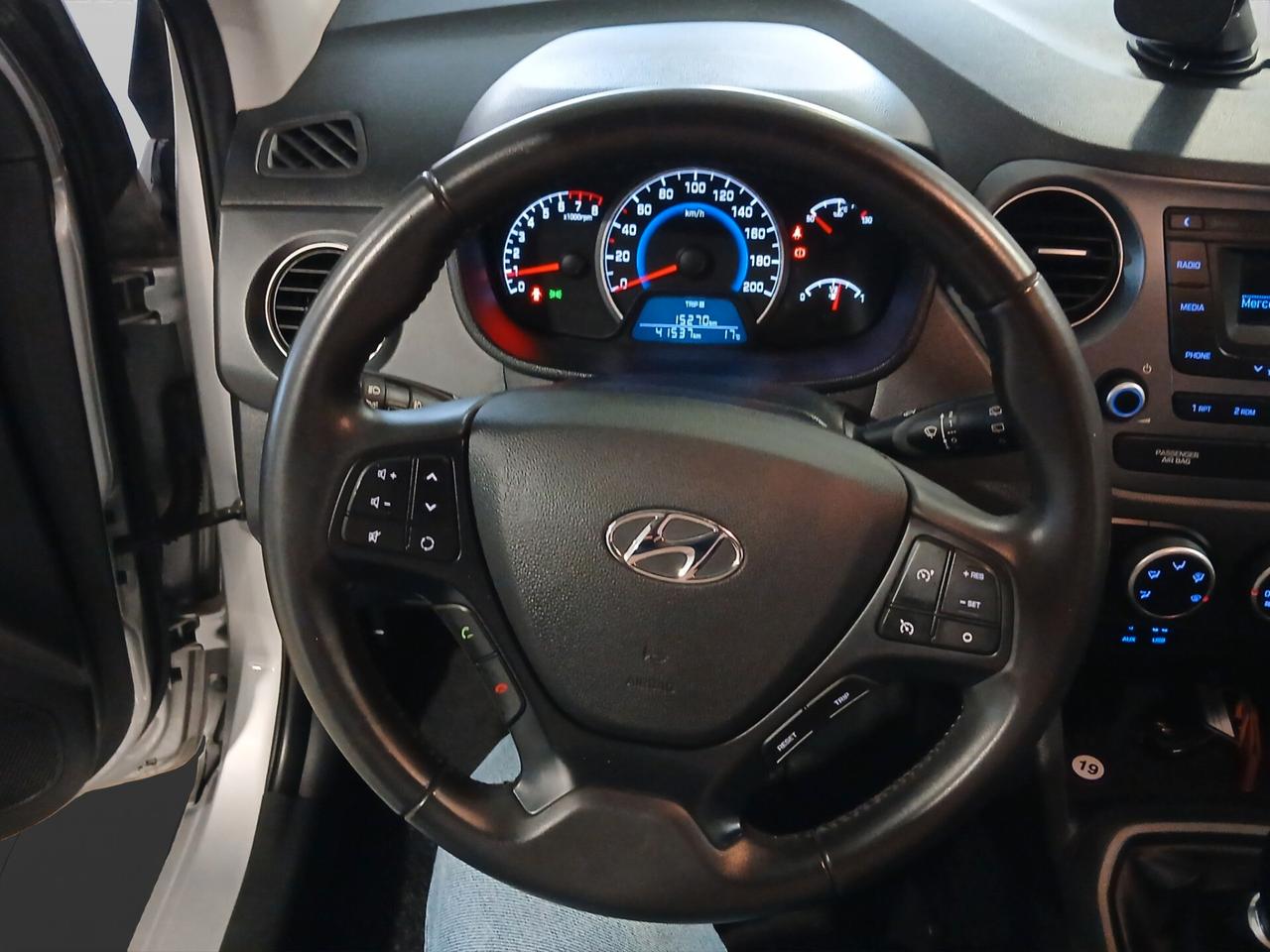 Hyundai i10 1.0 MPI Tech 67CV