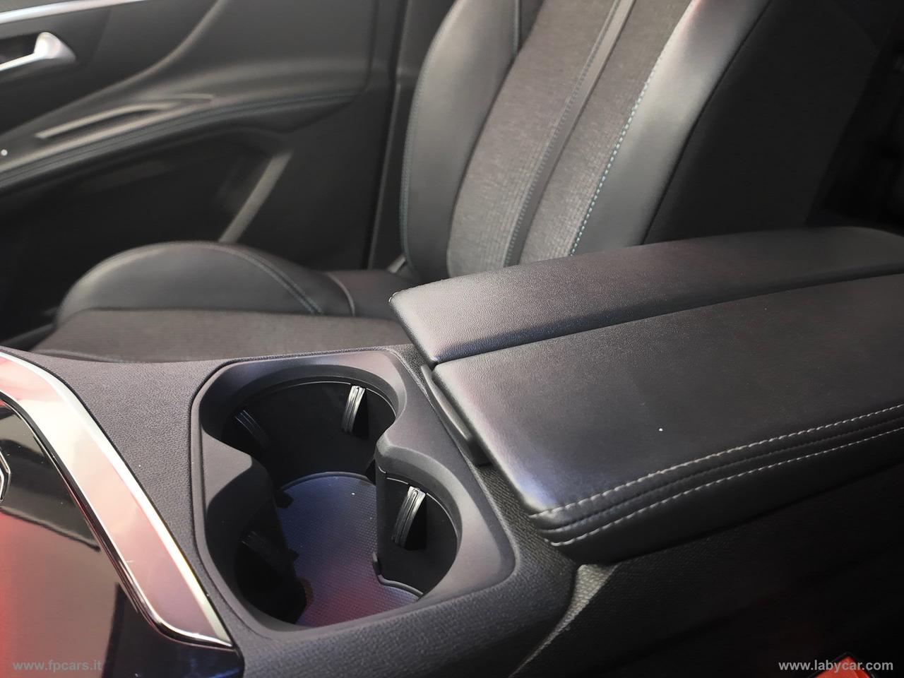 PEUGEOT 3008 BlueHDi 130 S&S EAT8 Allure