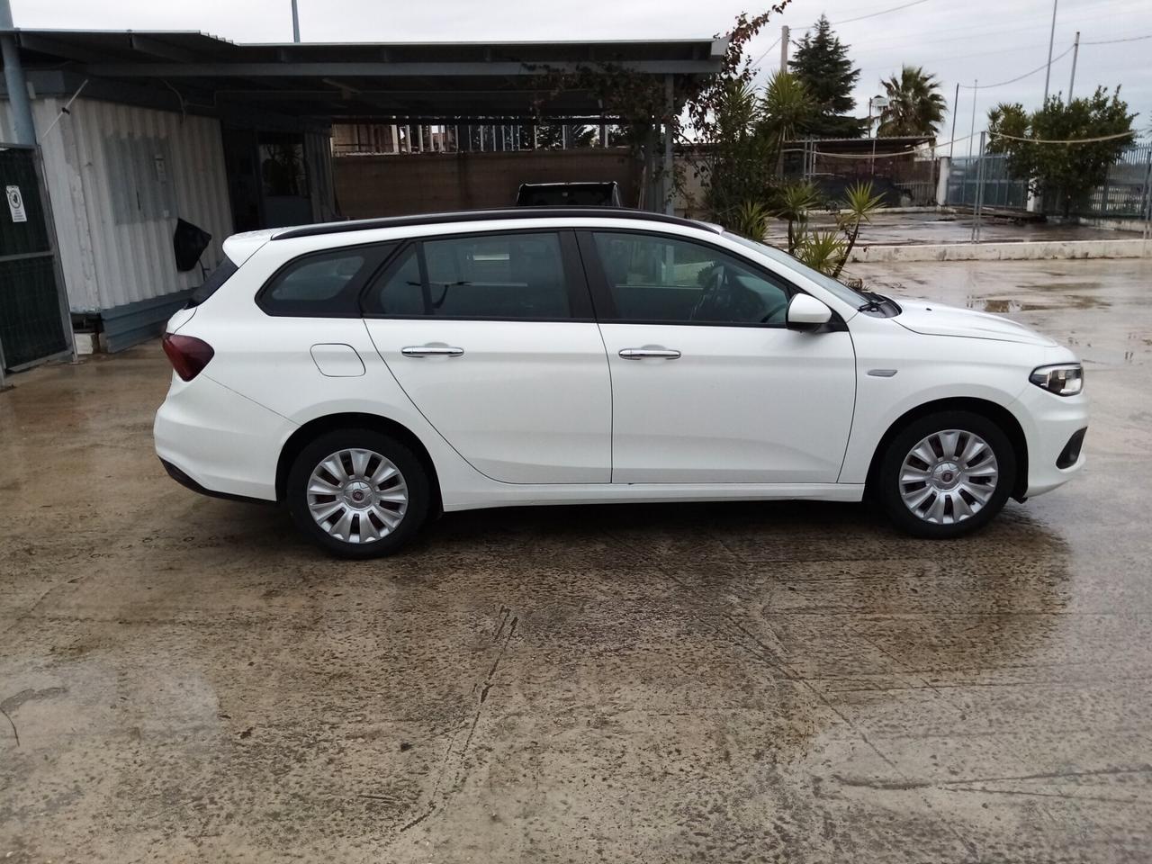 Fiat Tipo 1.6 Mjt S&S SW Easy