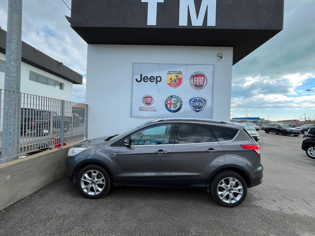 Ford Kuga 2.0 TDCI 163 CV 4WD Powershift Titanium