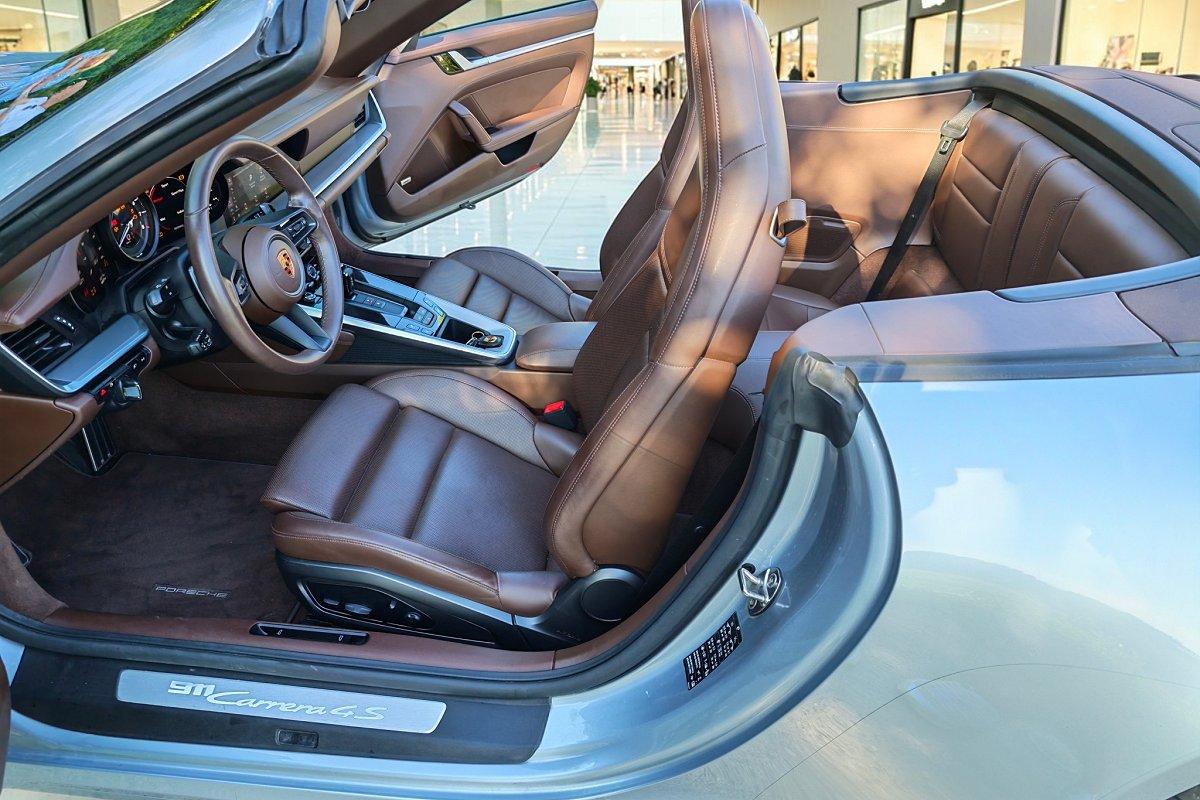 PORSCHE 911 Carrera 4S Cabriolet