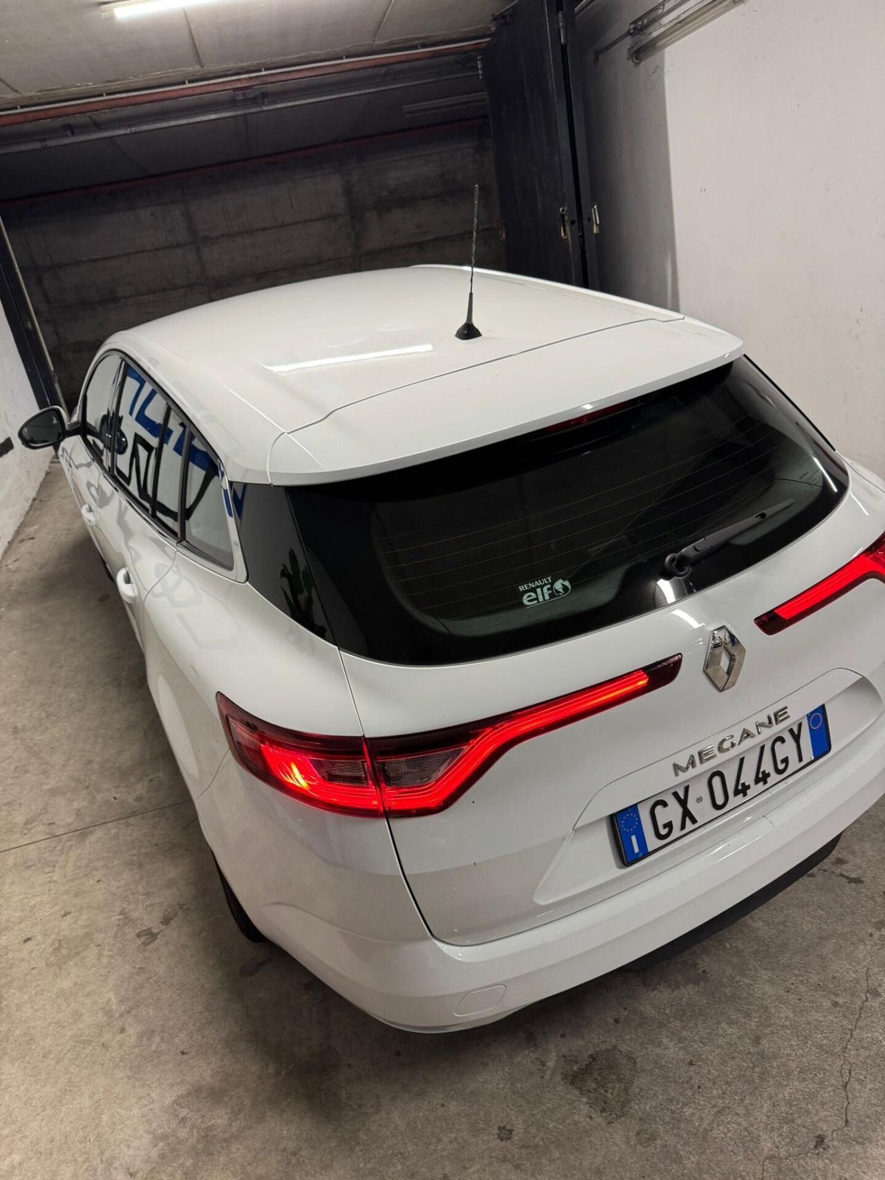 Renault Megane Mégane Sporter TCe Energy Business 2017