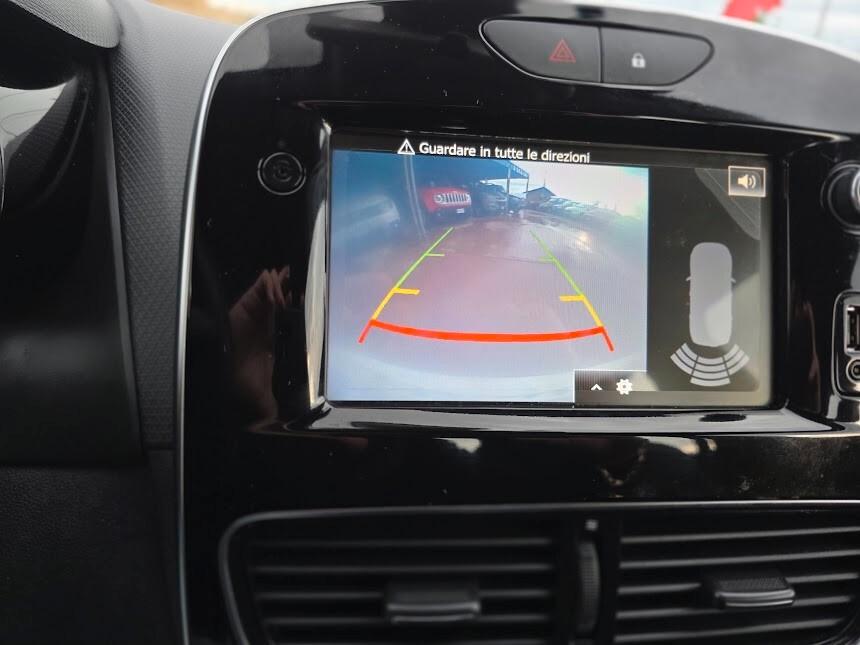 Renault Clio TCe 12V 75 CV 5 porte Moschino Zen