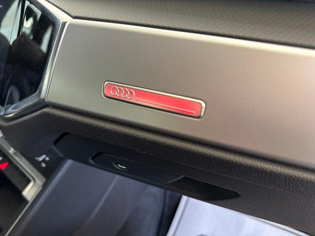 AUDI Q3 35 TDI S tronic S line edition full