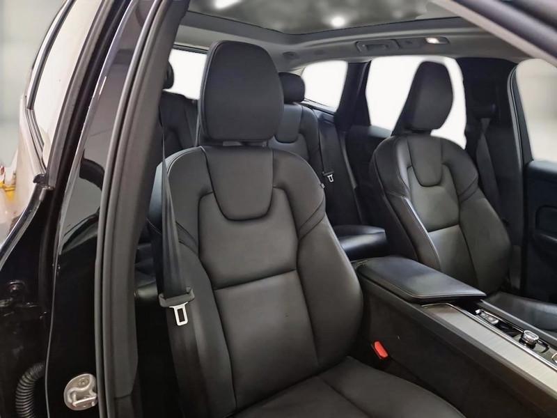 VOLVO XC60 T6 PLUG-IN AWD AUTO PLUS DARK SUV