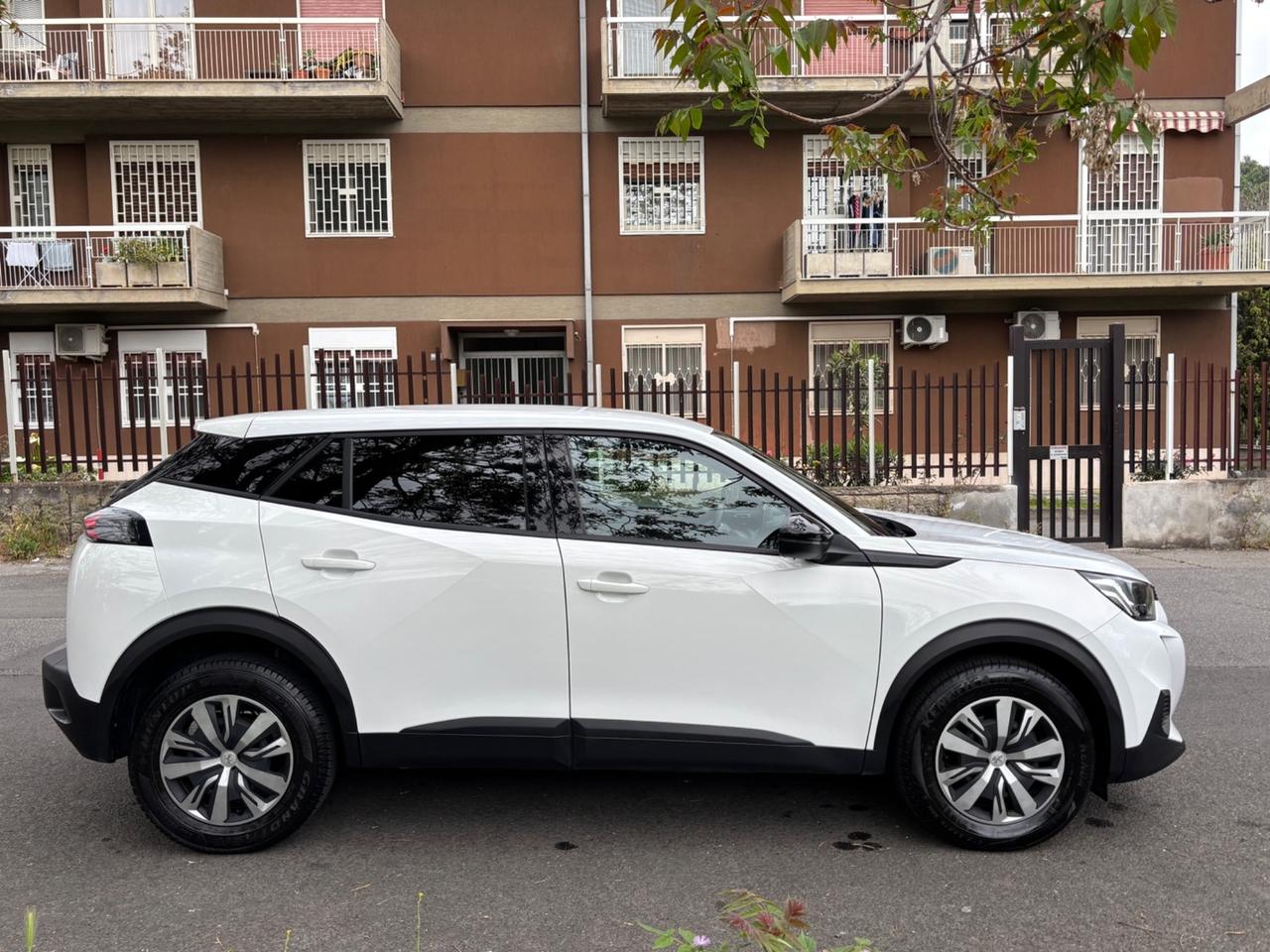 Peugeot 2008 BlueHDi 110 2022