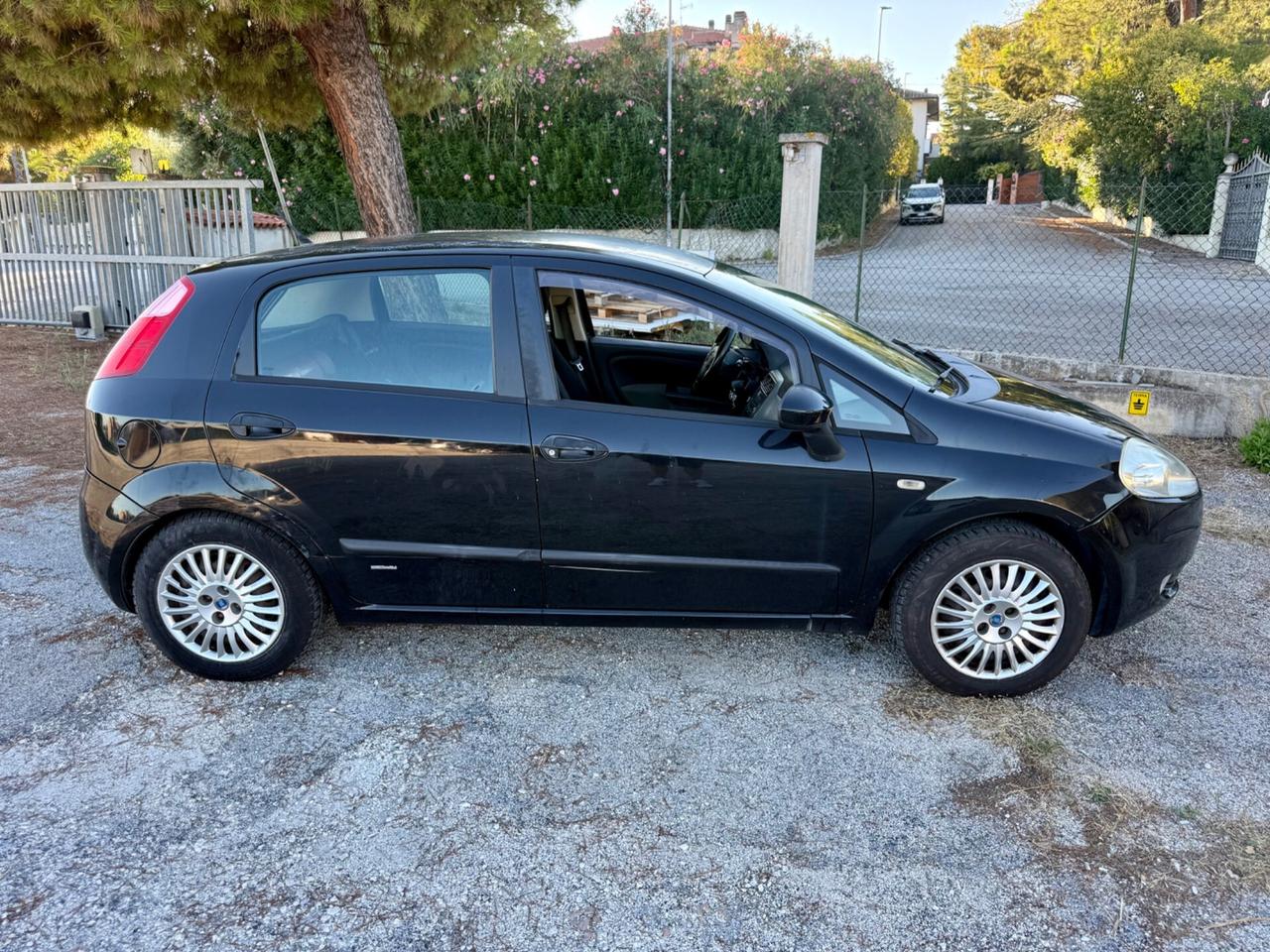 Fiat Grande punto 1.2 benzina Metano NEOPATENTATI