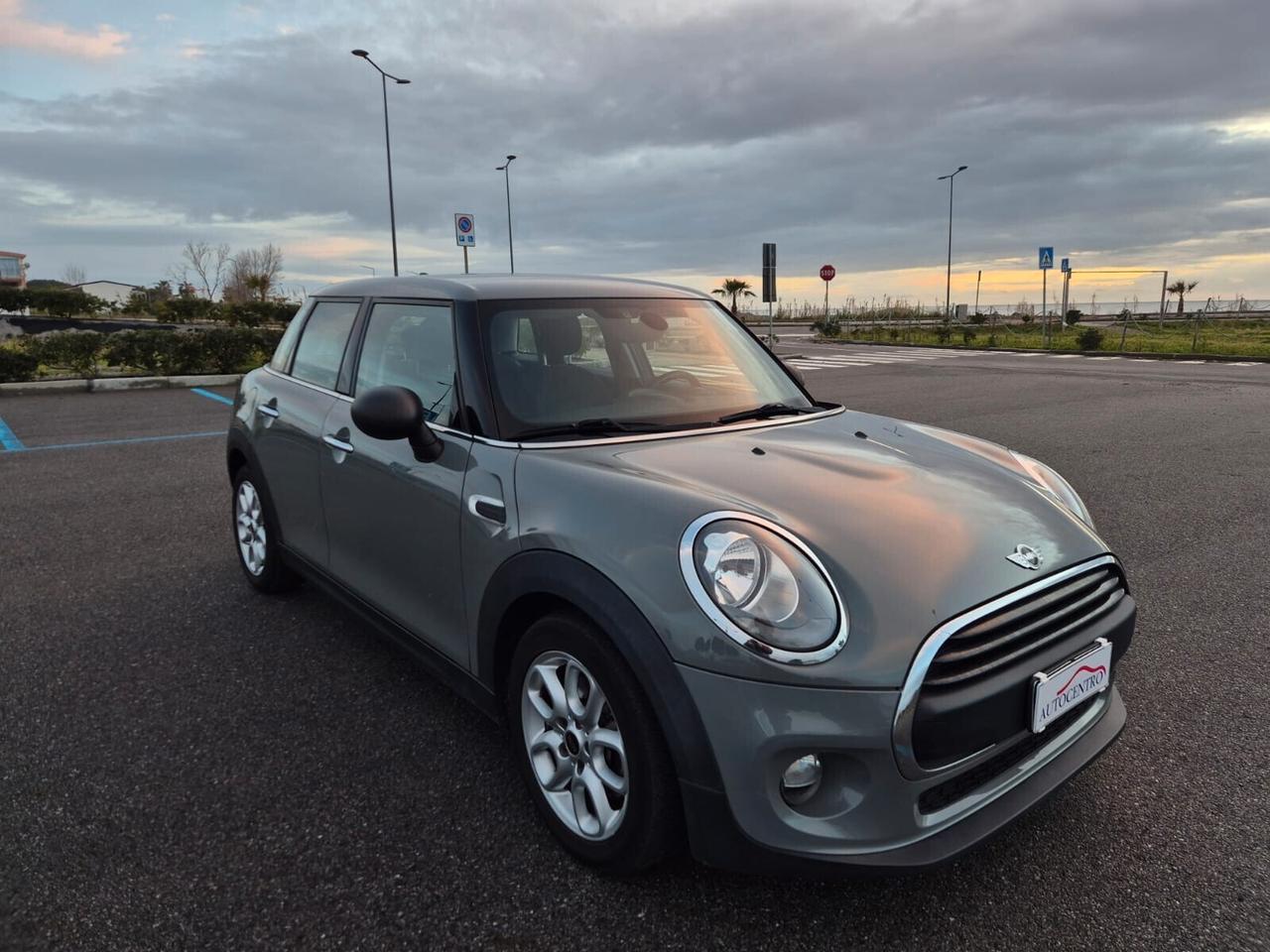 Mini 1.5 One D Business