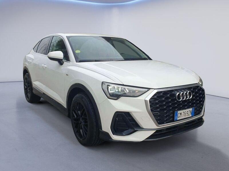Audi Q3 Sportback 35 2.0 150 CV TDI Tronic Business Plus