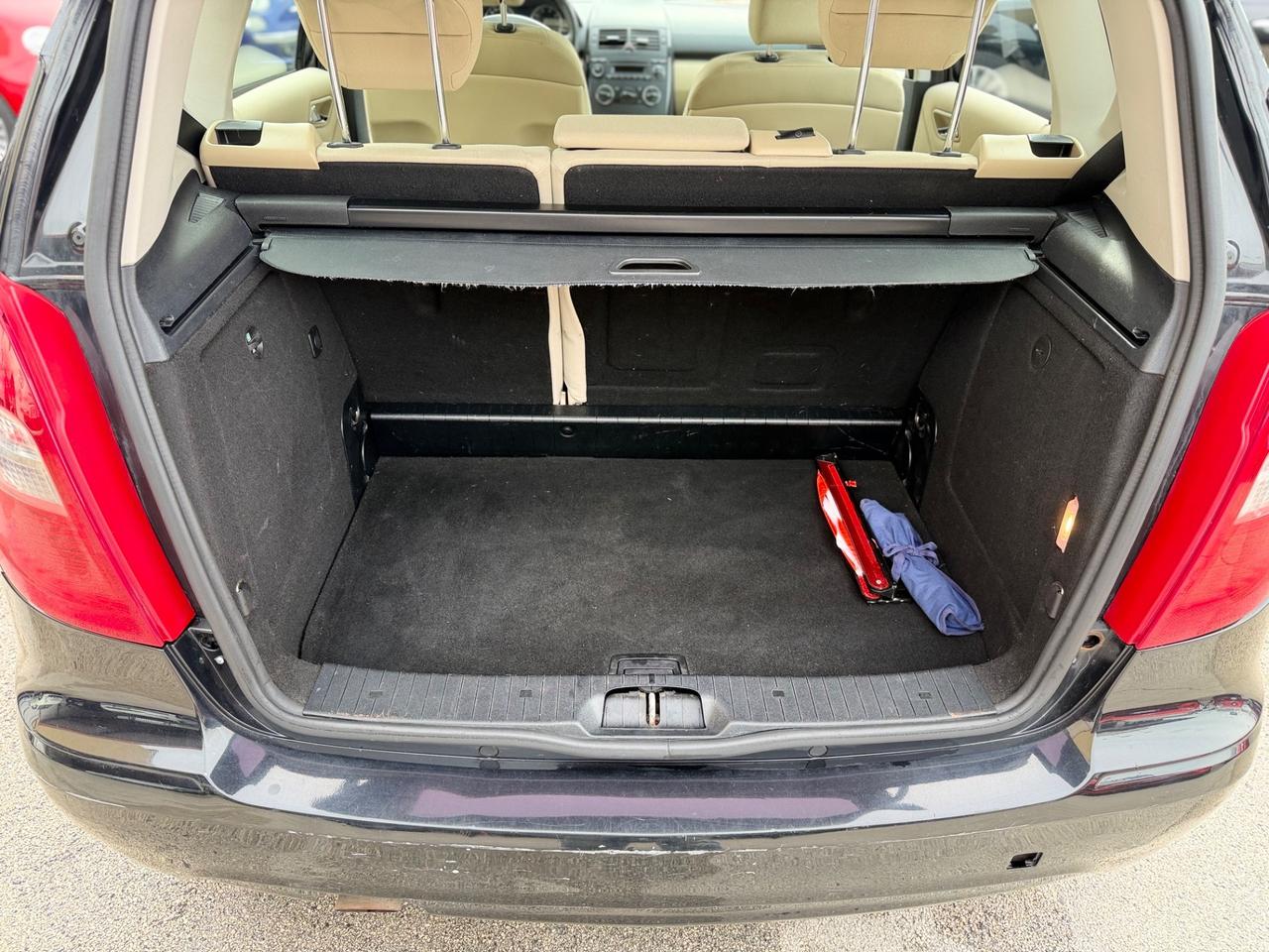 Mercedes-benz A 160 BlueEFFICIENCY Elegance