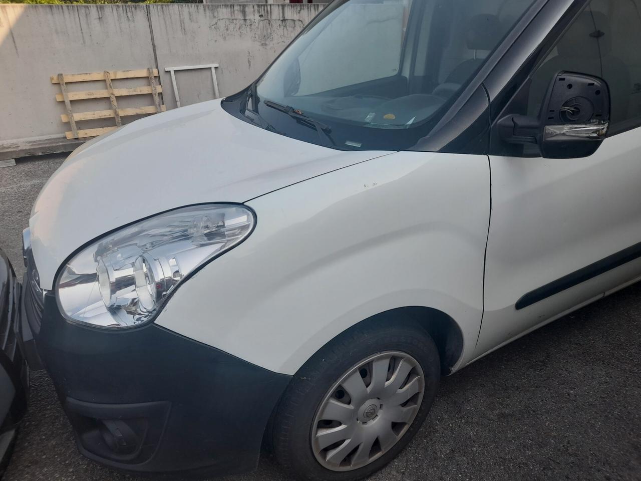 Opel combo motore rotto