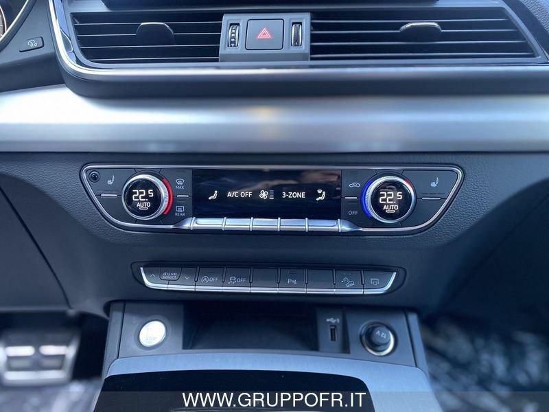 Audi Q5 SPB 40 TDI quattro S tronic Identity Black