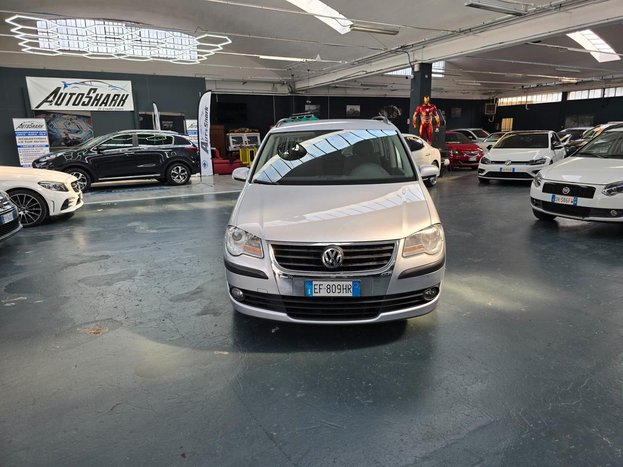 VOLKSWAGEN TOURAN 2.0 ECOFUEL HIGHLINE 7P