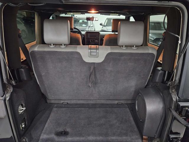 Jeep Wrangler Wrangler III 2007 3p 2.8 crd Sahara auto