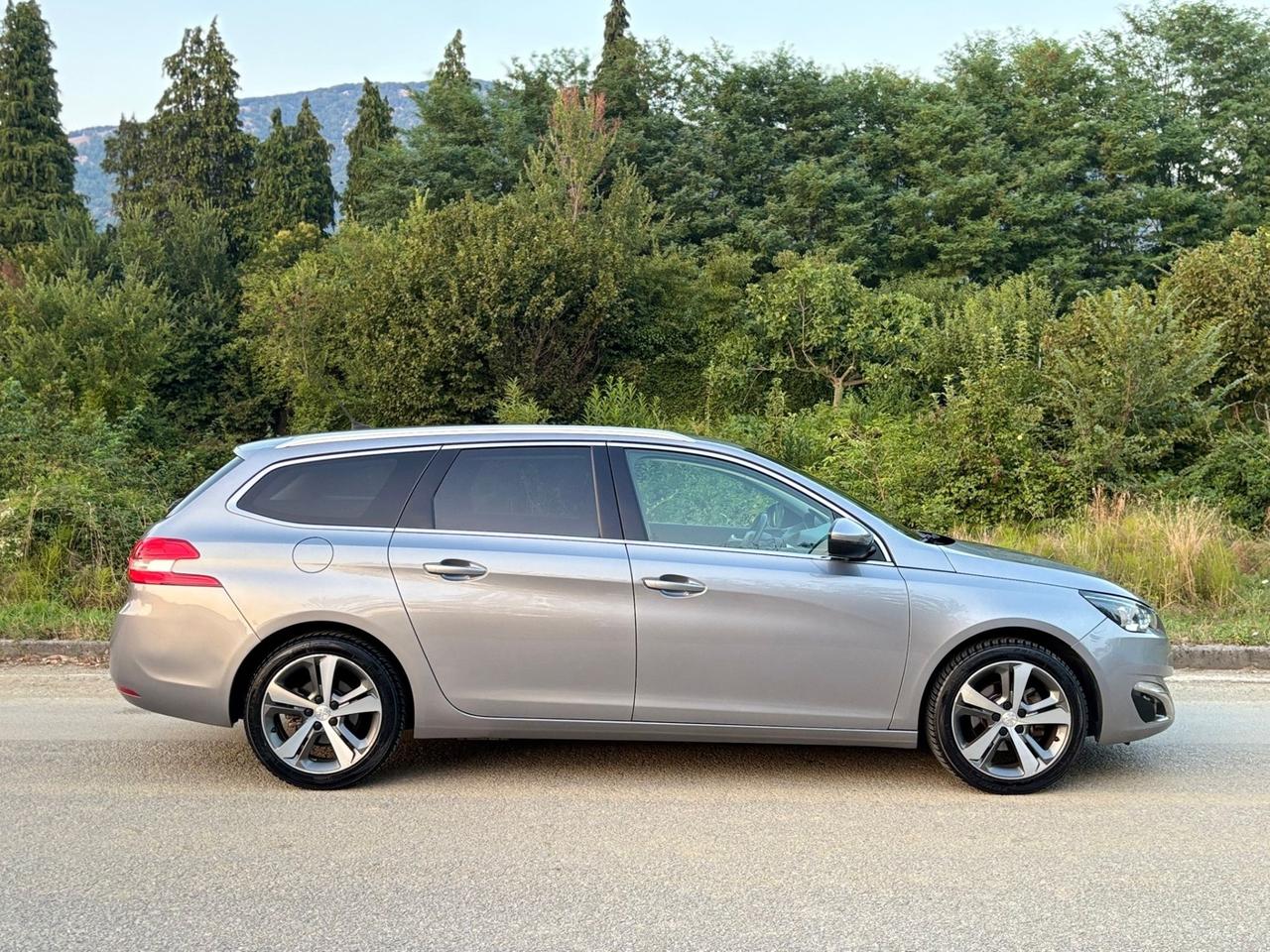 Peugeot 308 BlueHDi 120 S&S SW Business