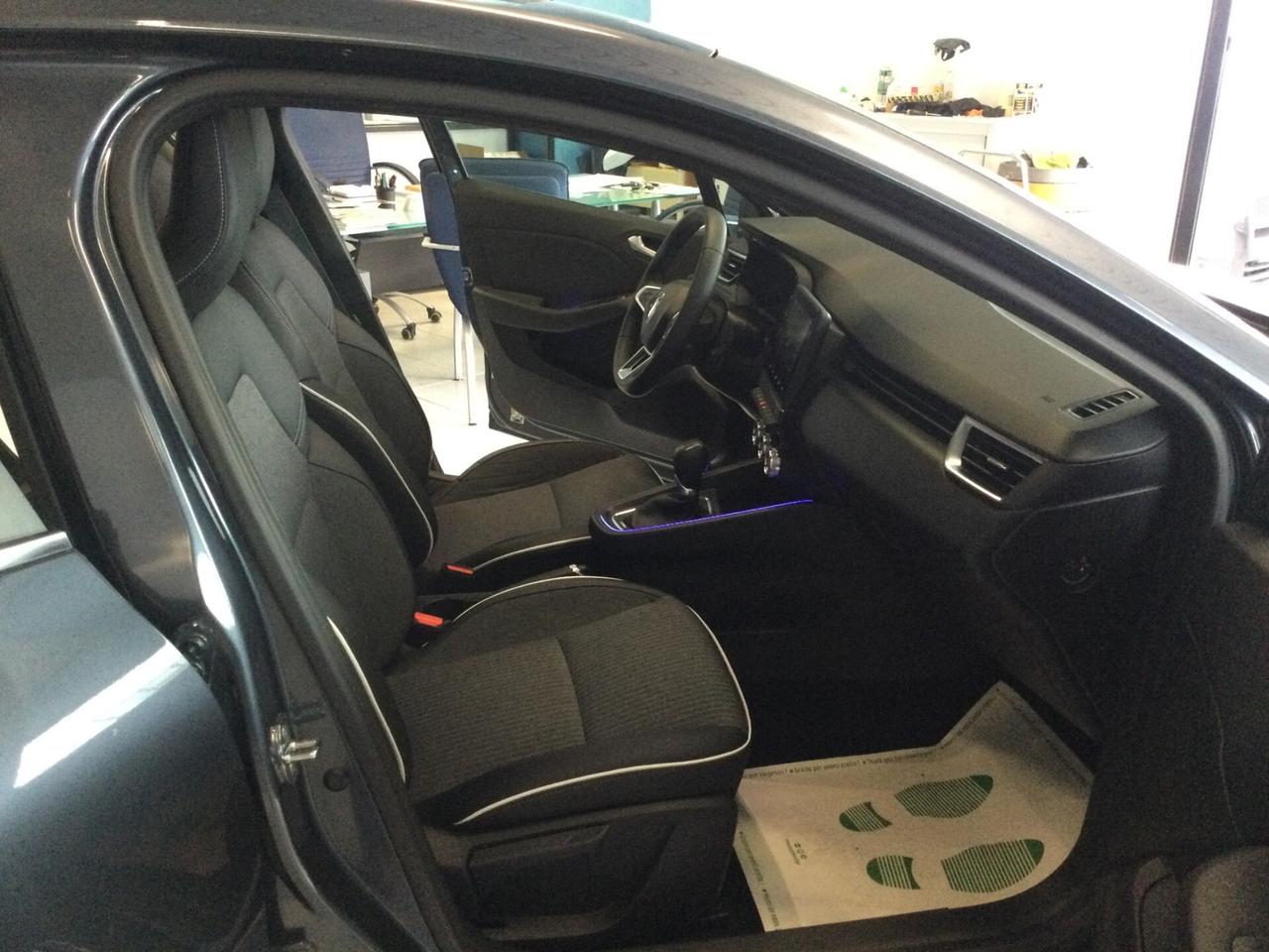 Renault Clio Full Hybrid E-Tech 140 CV 5 porte Intens