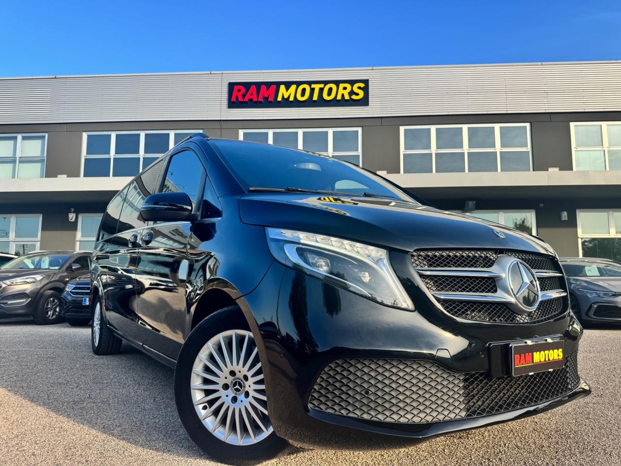 Mercedes-benz V 220 d Automatic Premium Extralong