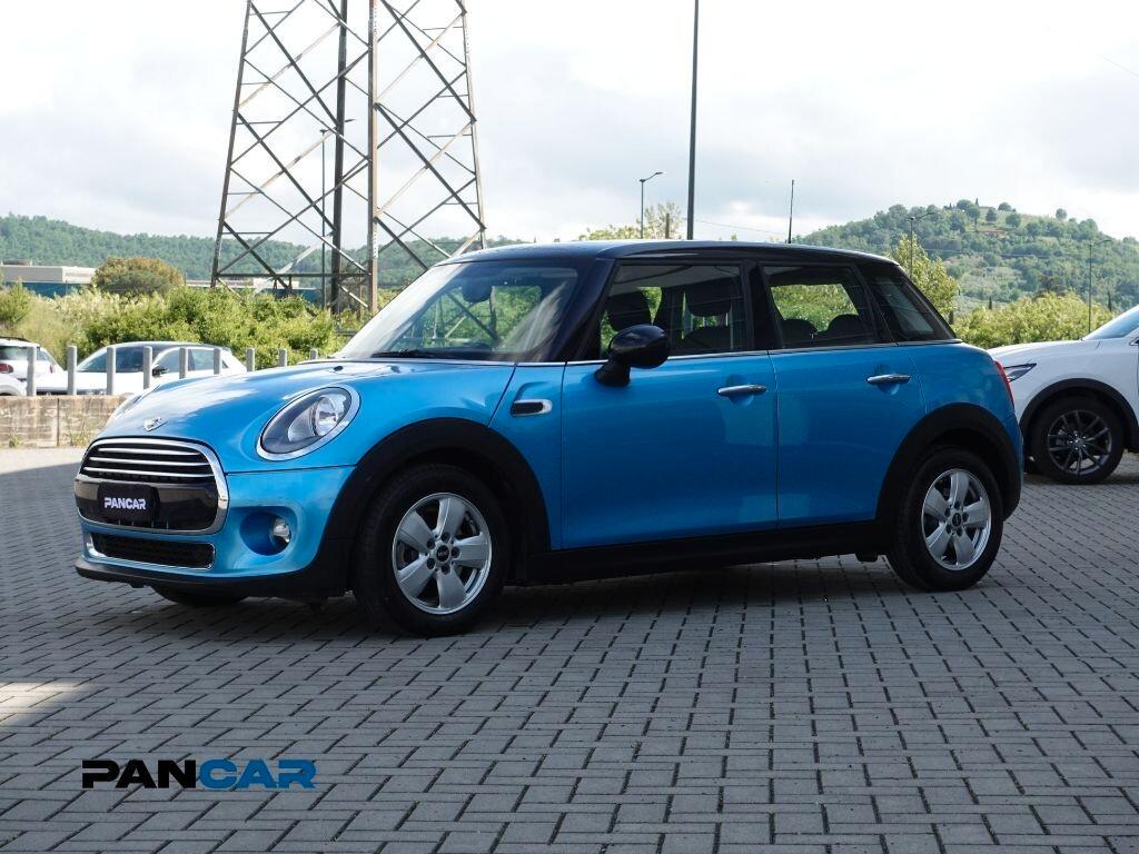 MINI 1.5 Cooper D 5p auto