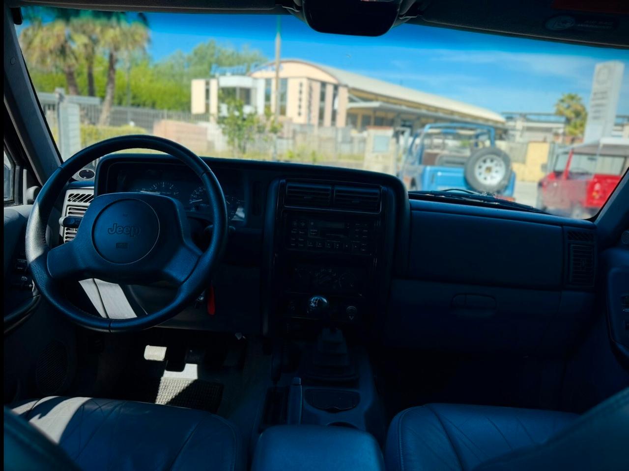 Jeep Cherokee 2.5 TD 5 porte Command-Trac Sport 1997