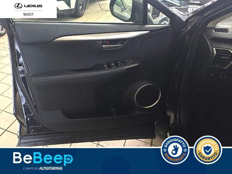 Lexus NX 300H 2.5 PREMIUM 4WD CVT