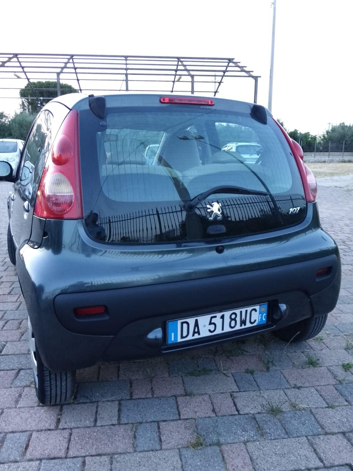 Peugeot 107 1.0 68CV 5p. Sweet Years
