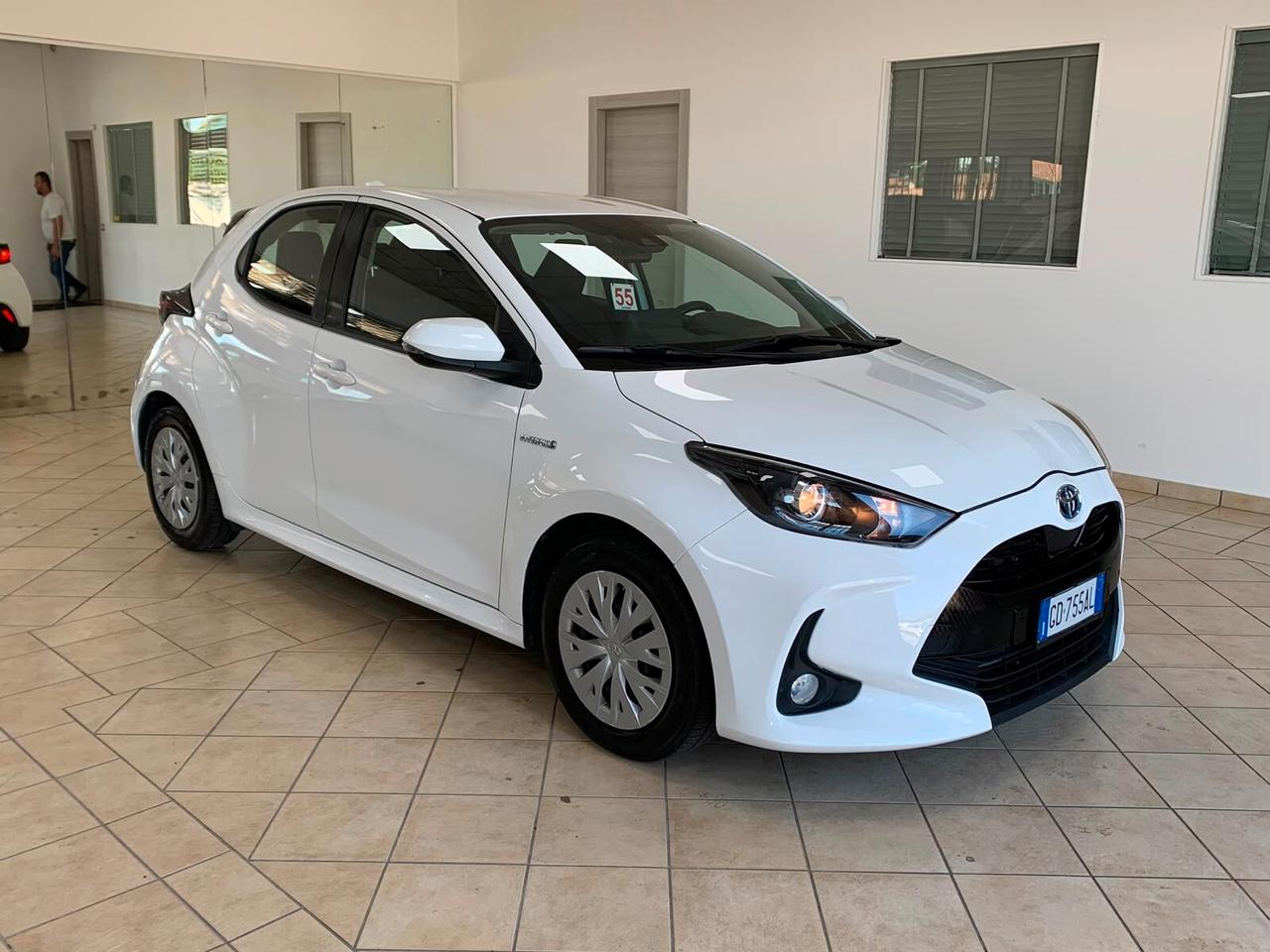 Toyota Yaris 1.5 Hybrid 5p. Business *IVA DEDUCIBILE*