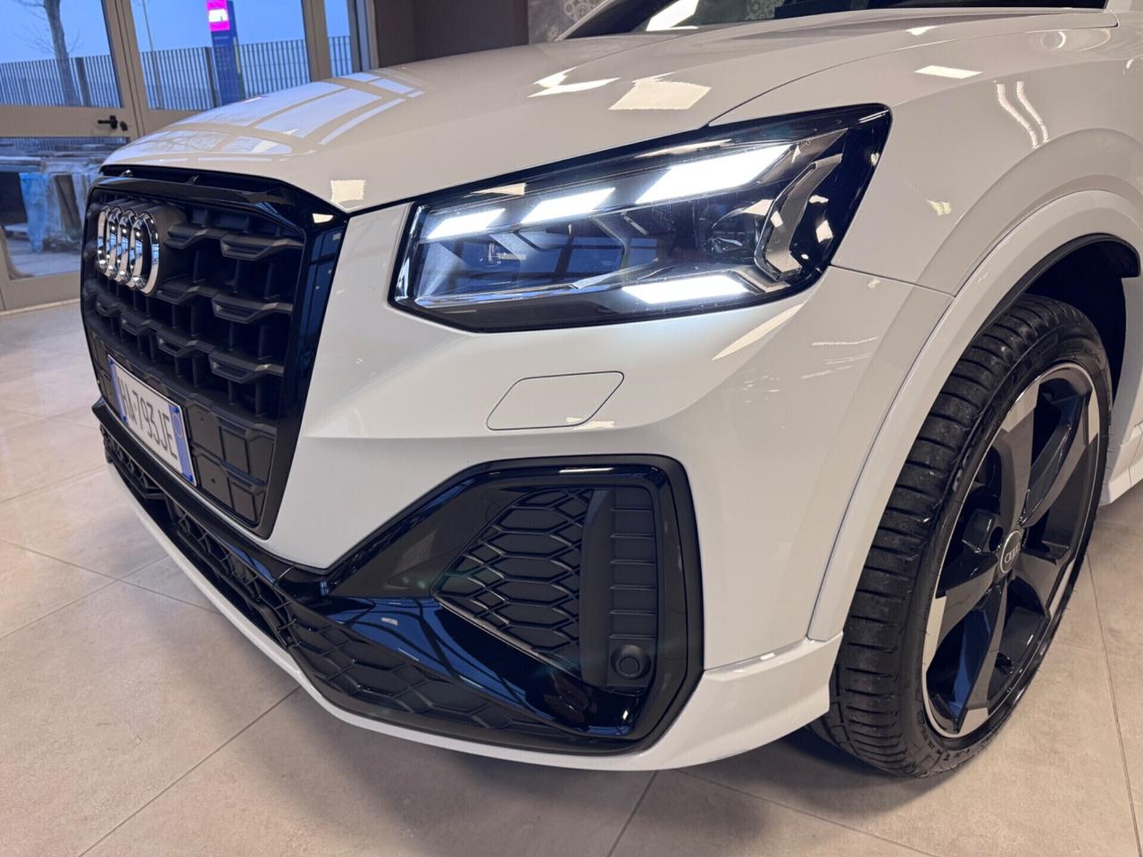 AUDI Q2 2.0 TDI STRONIC SLINE + TETTO APRIBILE