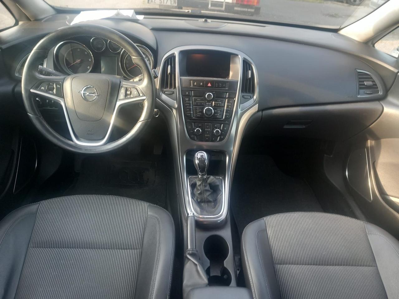 Opel Astra 1.7 CDTI 110CV Sports Tourer Cosmo