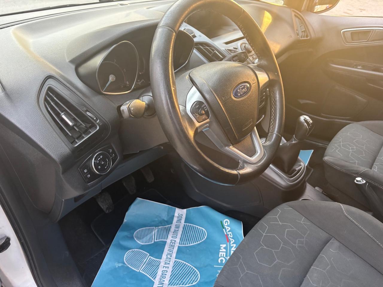 Ford B-Max 1.6 TDCi 95 CV Individual