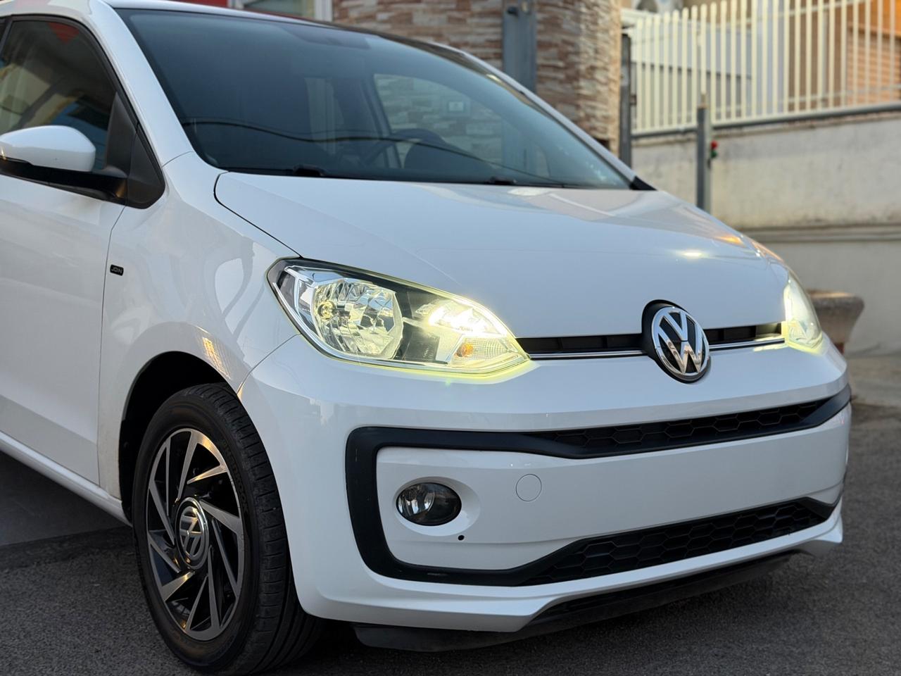 Volkswagen up! 1.0 75 cv 5p.-2018/LED/PANO/LEGA