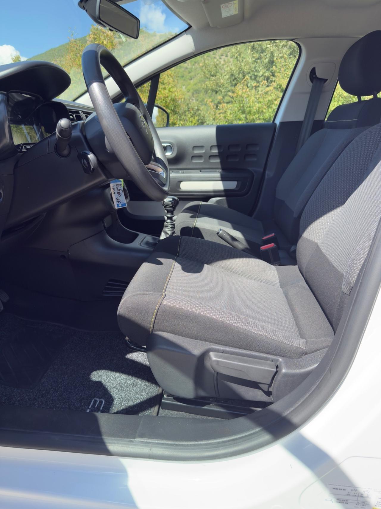 Citroen C3 BlueHDi 100 S&S Business Combi n1