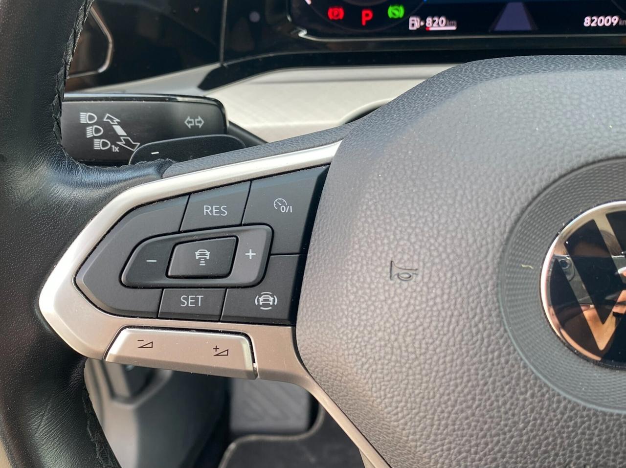 Volkswagen Golf 8 Life 2.0 TDI 116CV DSG