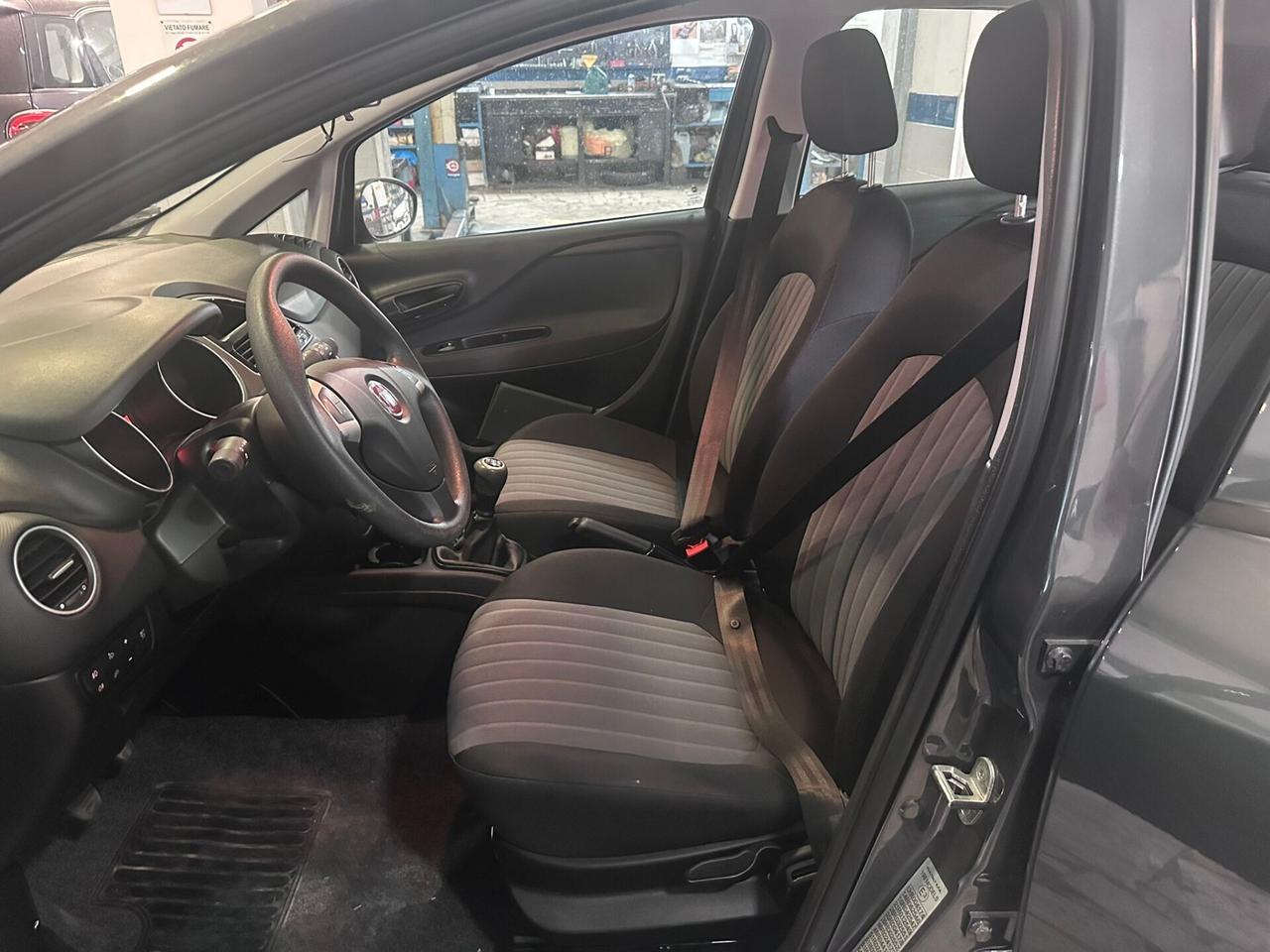 Fiat Punto 1.3 MJT II S&S 95 CV 5 porte Street