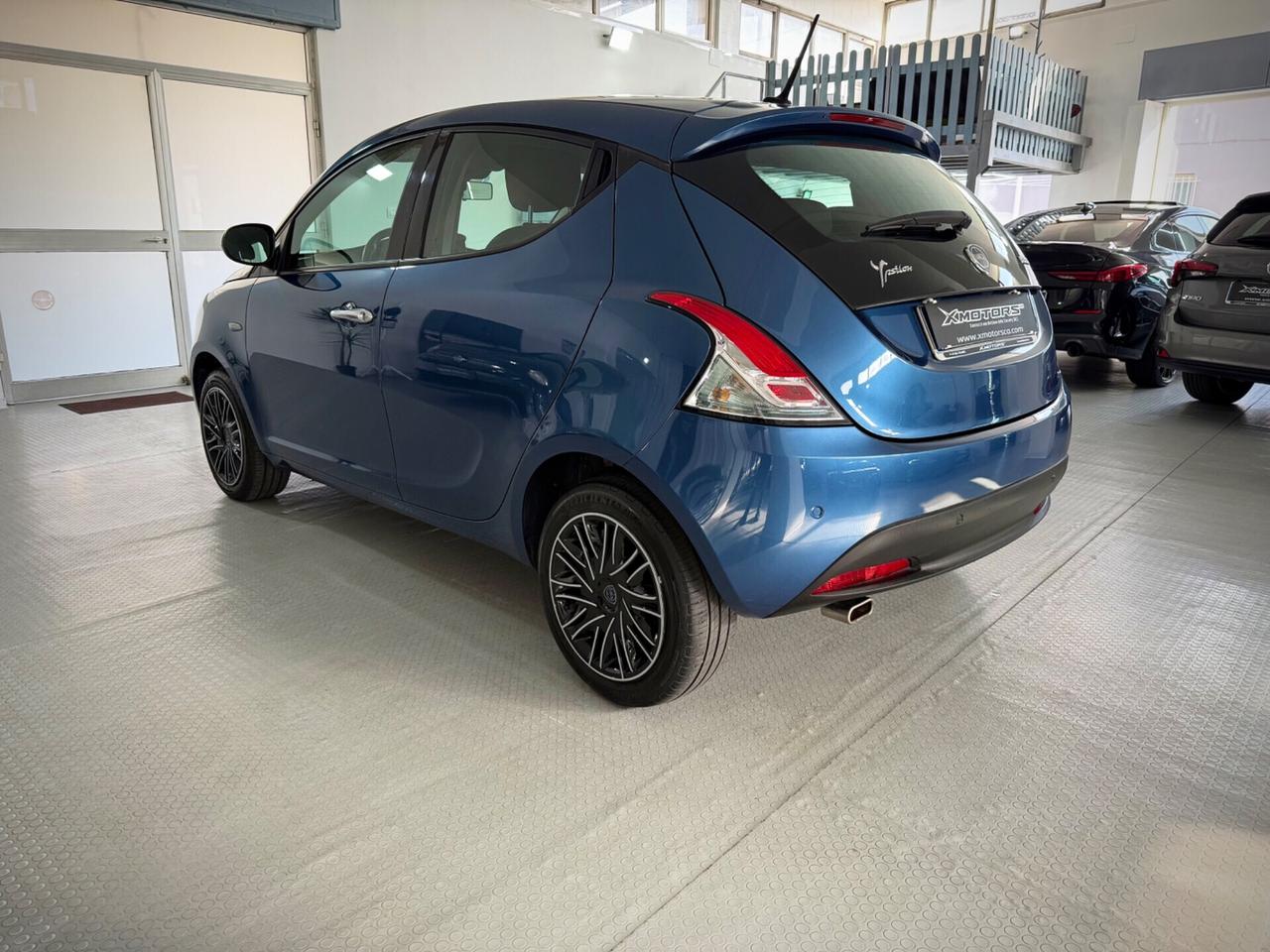 Lancia Ypsilon 1.0 Gold Aziendale 5porte Hybryd
