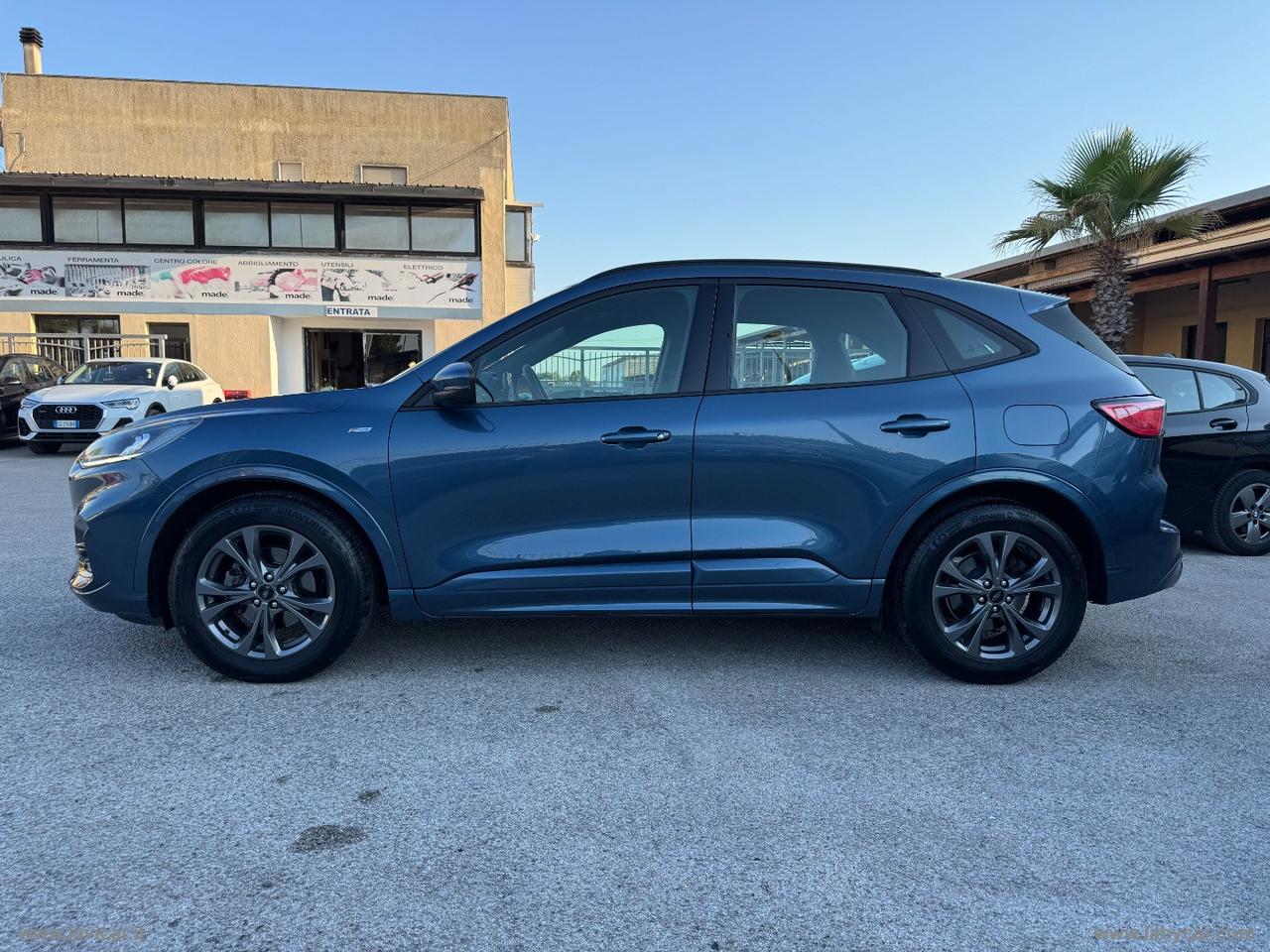 FORD Kuga 1.5 EcoBl. 120 CV aut.2WD ST-L.Des.