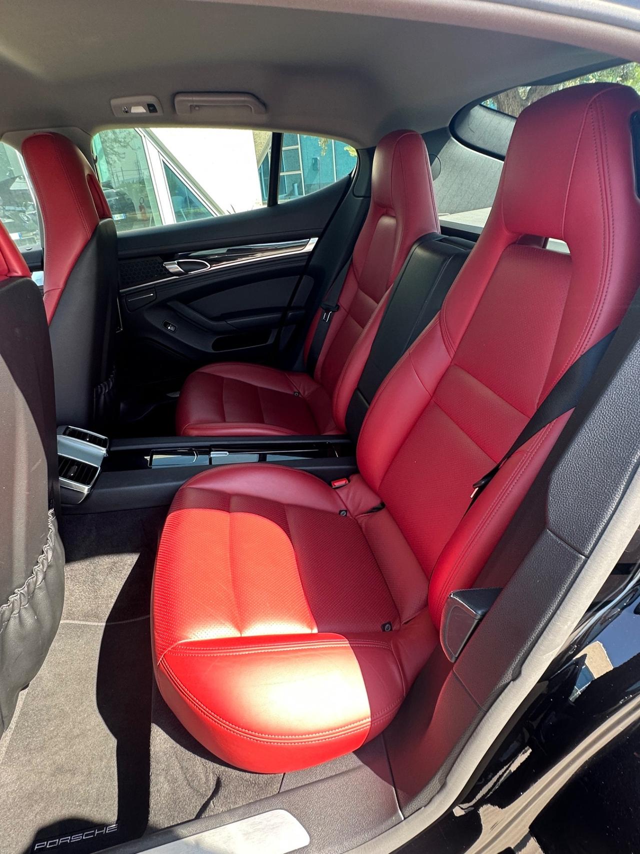 Porsche Panamera 3.0 300cv IVA ESPOSTA