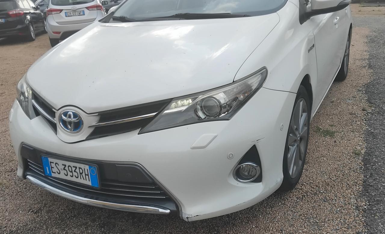Toyota Auris Touring Sports 1.8 Hybrid Lounge