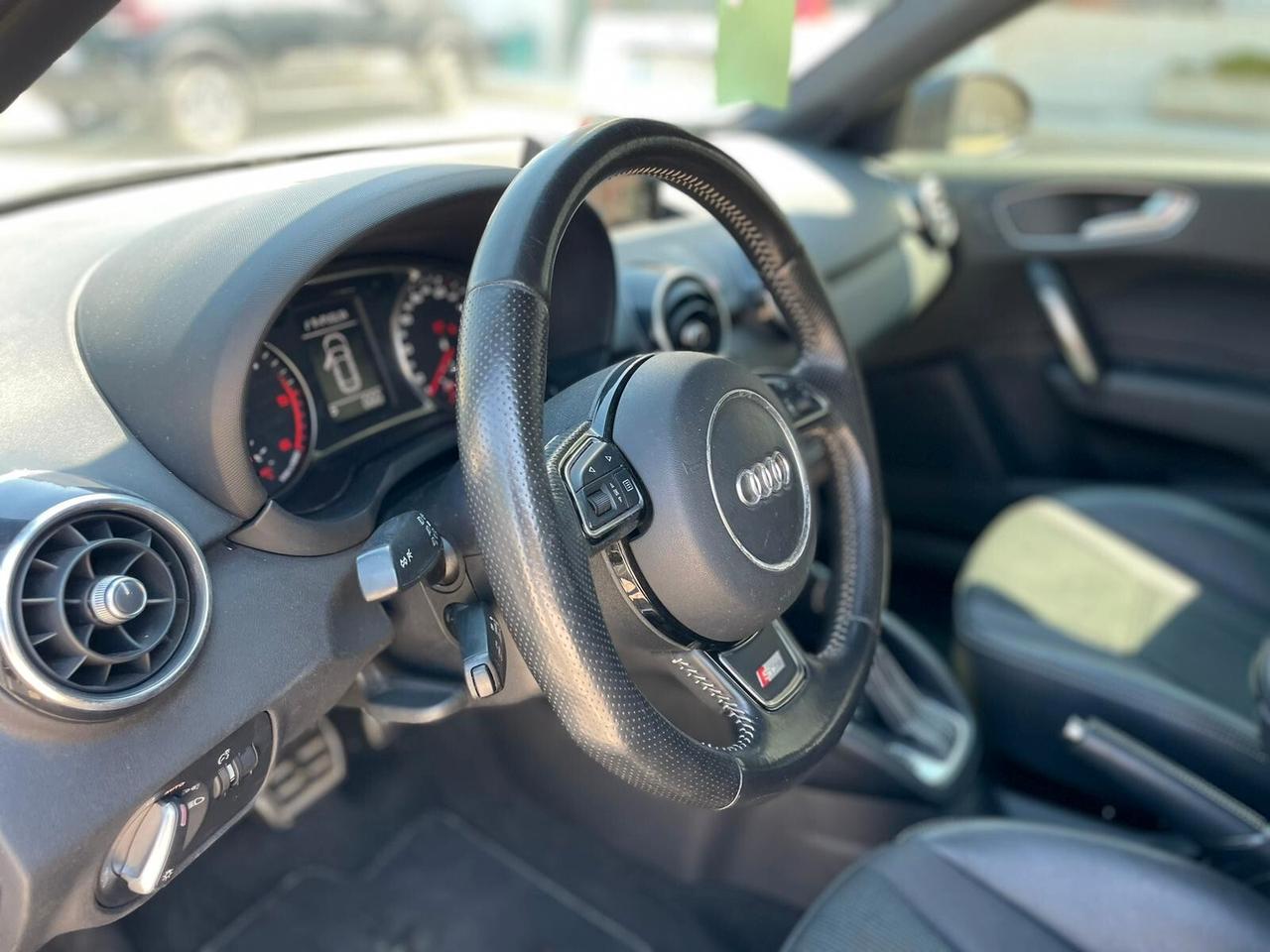 Audi A1 1.4 TDI ultra S LINE, X NEOPATENTATI