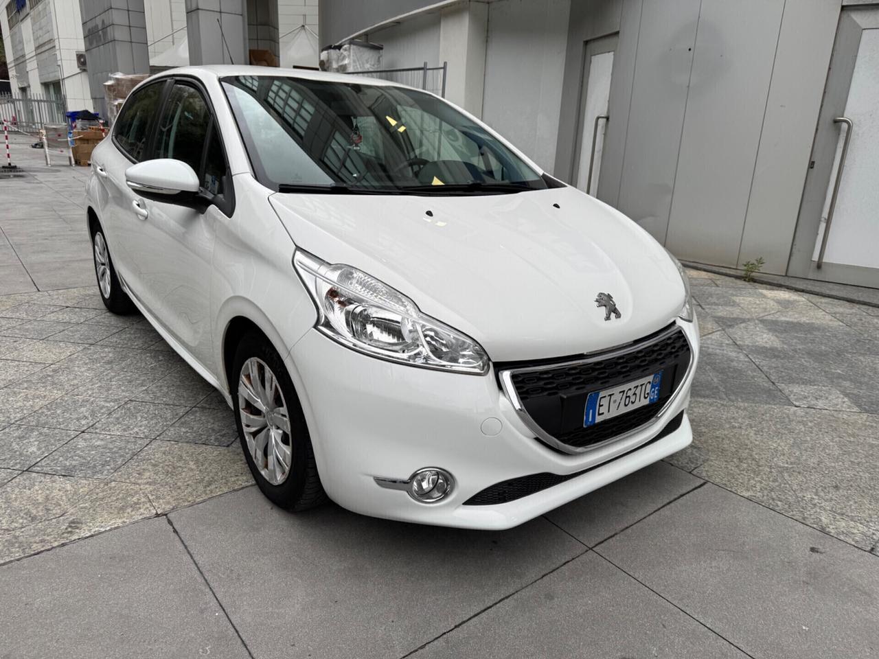 PEUGEOUT 208 1.6 HDI 92 CV NEOPATENTATI