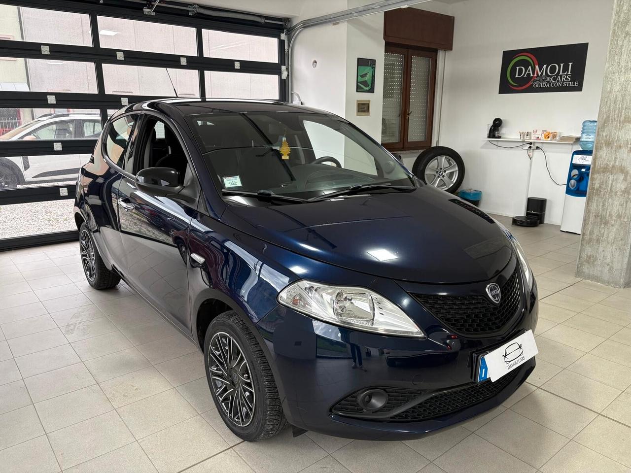 Lancia Ypsilon 1.2 BENZINA 69CV